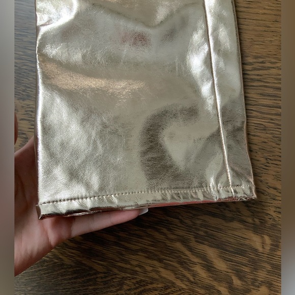 GAP High Rise Vegan Leather Metallic Champagne Gold Slim Jeans Women’s Size 31 - Picture 8 of 15